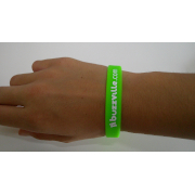 Bracelet en Silicone Buzzville.com - Couleur : Vert à gagner