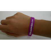 Bracelet en Silicone Buzzville.com - Couleur : Violet à gagner